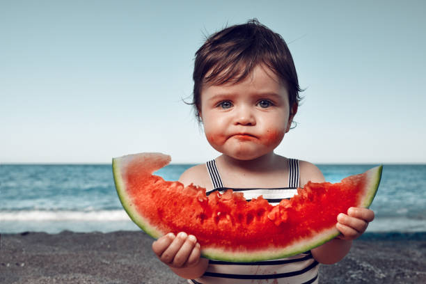 Photo d'un enfant en train de manger