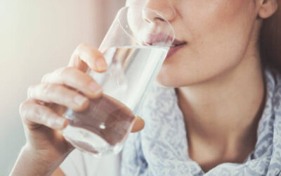 FAUT-IL BOIRE 1 LITRE ET DEMIE D’EAU PAR JOUR ?